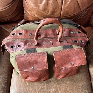 Canvas and leather travel duffel bag in olive from Will leather goods
